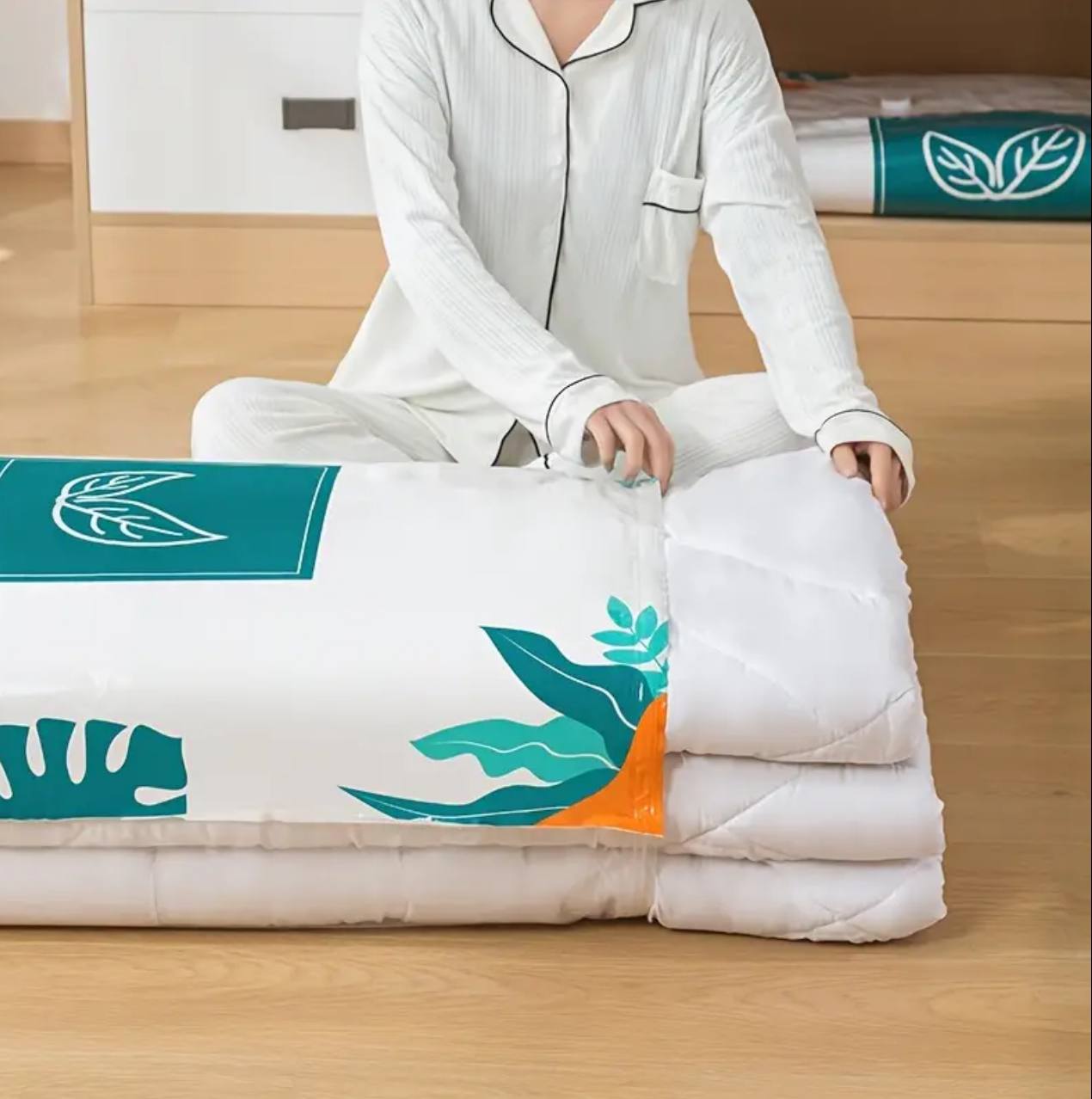 10pcs set Vacuum compression storage bags (with electric pump)