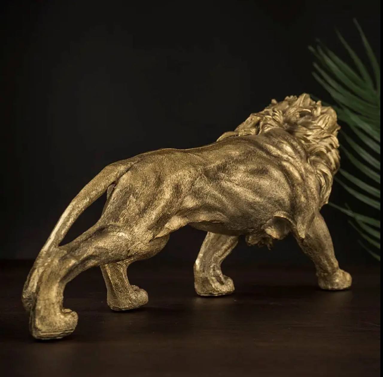 Golden Lion King Resin Desktop Animal Statue Decoration
