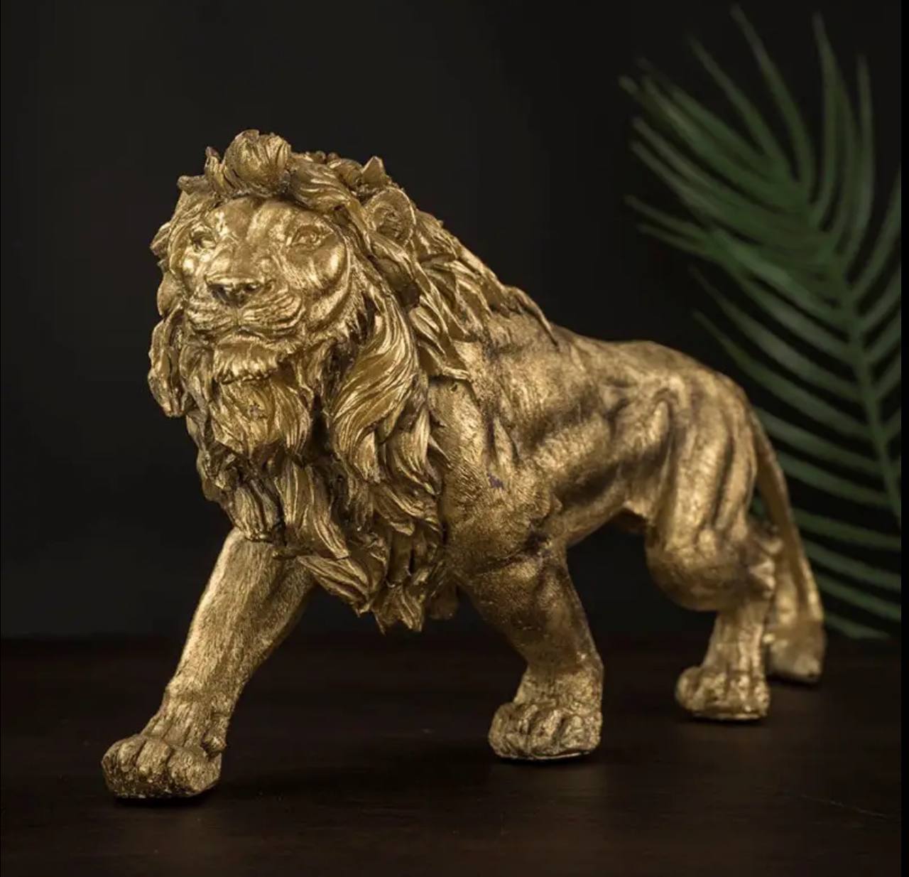 Golden Lion King Resin Desktop Animal Statue Decoration