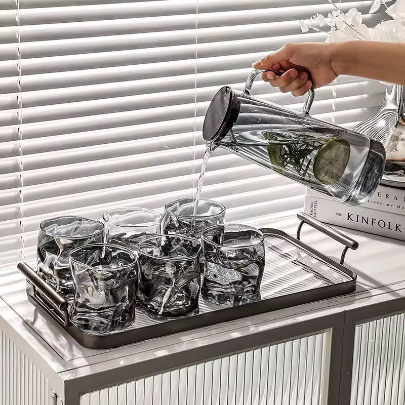 Golden or dark 7pc glass water set