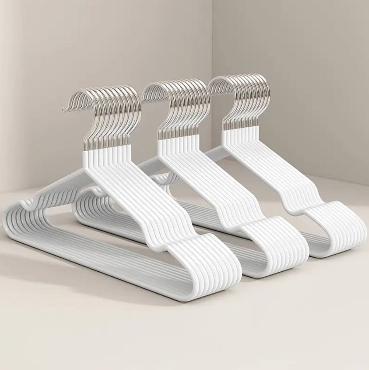 10pcs clothes hangers with antislip stainless steel hook.