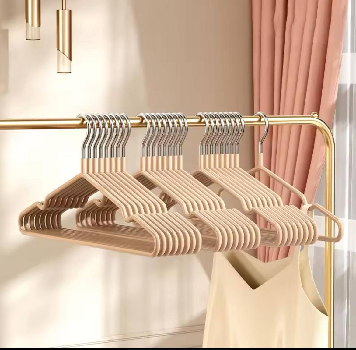10pcs clothes hangers with antislip stainless steel hook.