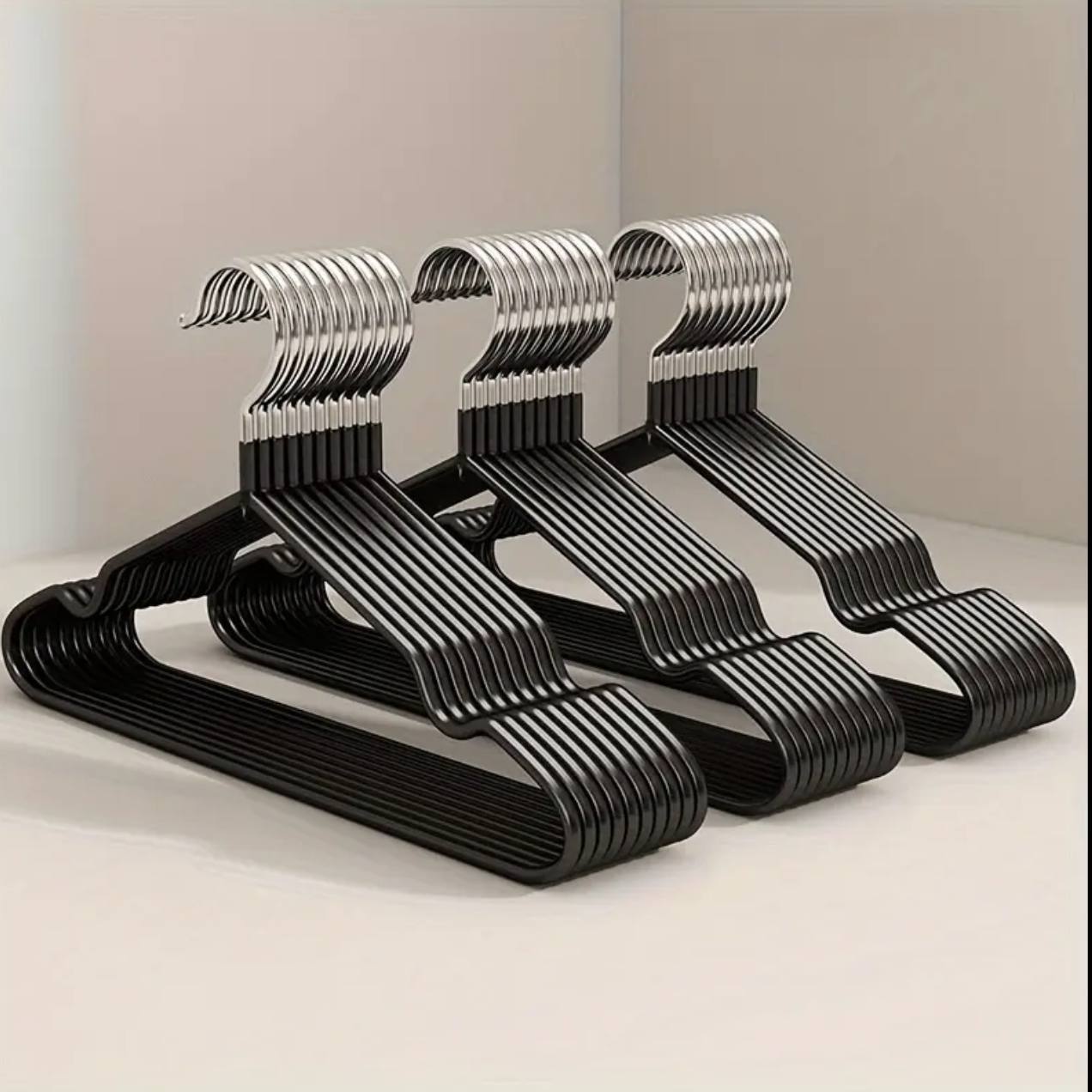 10pcs clothes hangers with antislip stainless steel hook.