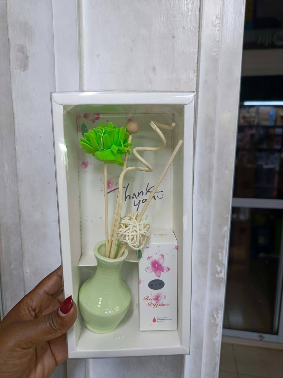 Pot design reed diffuser