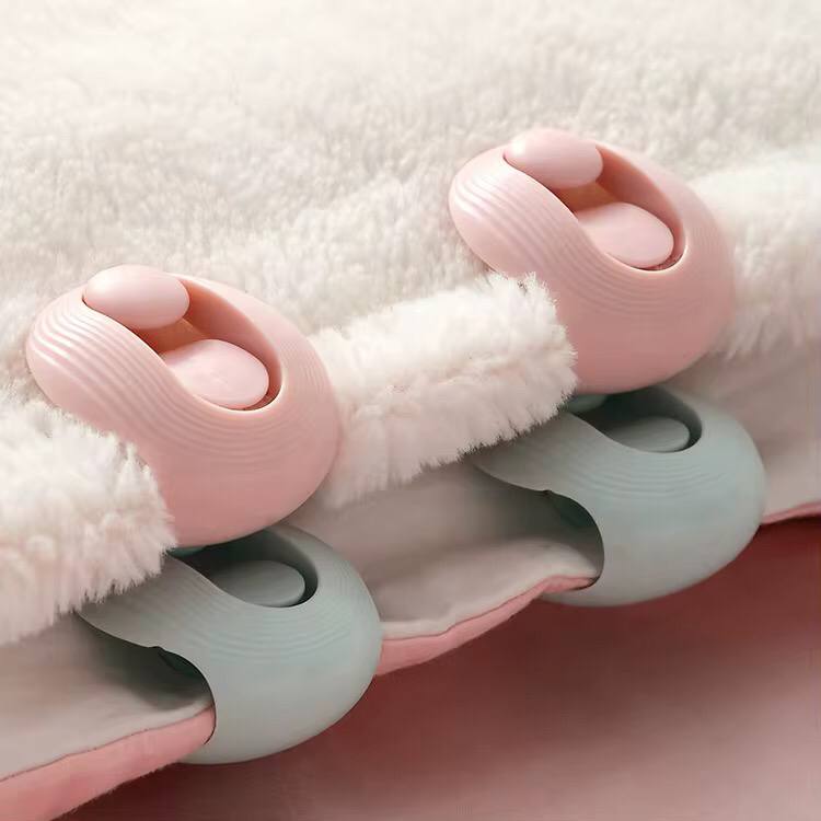 4 piece quilt, sheets needlelss fastener .