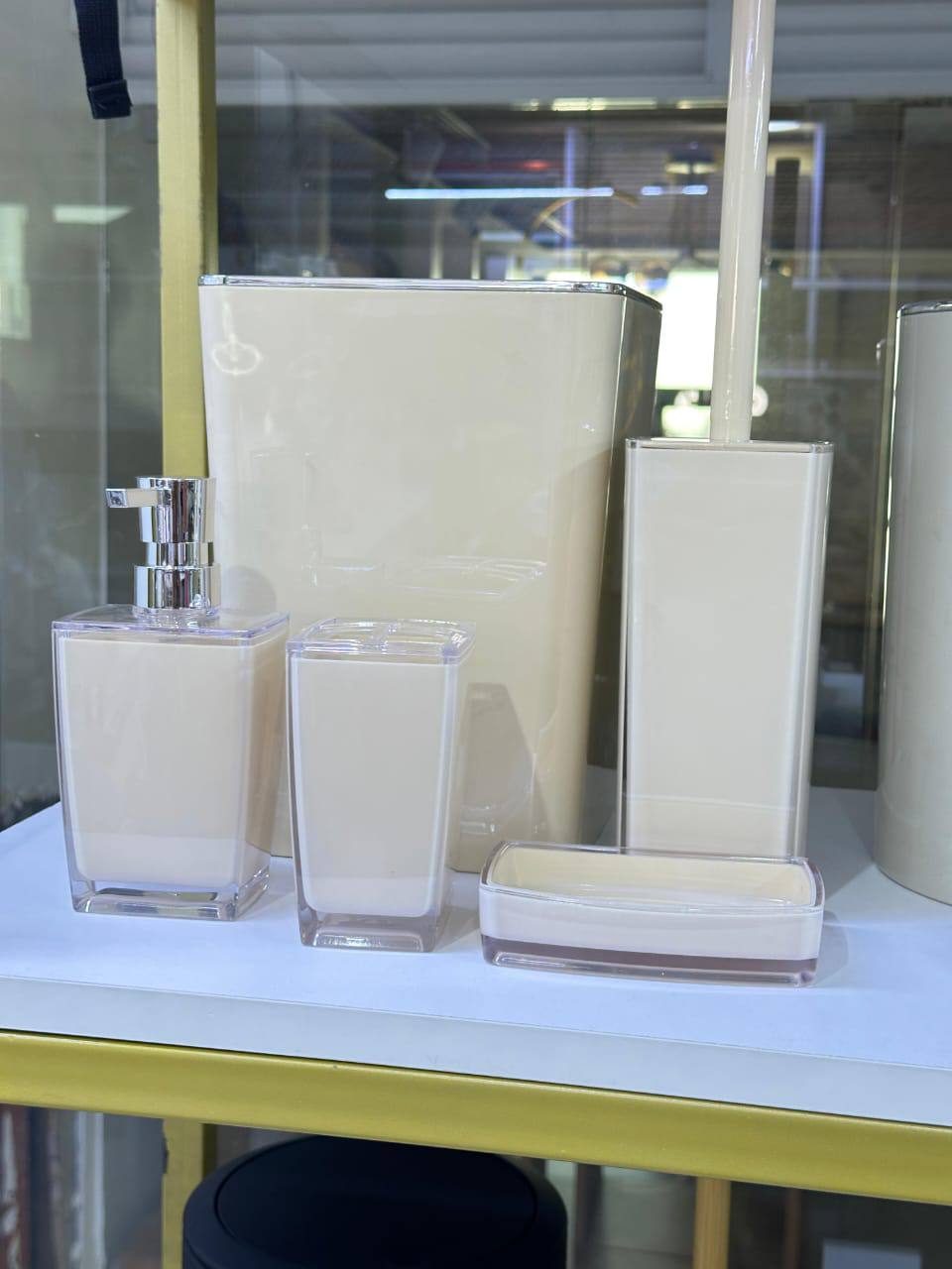 Modern luxury bathroom 5 piece accessory set