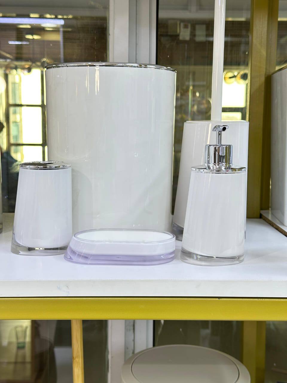 Modern luxury bathroom 5 piece accessory set