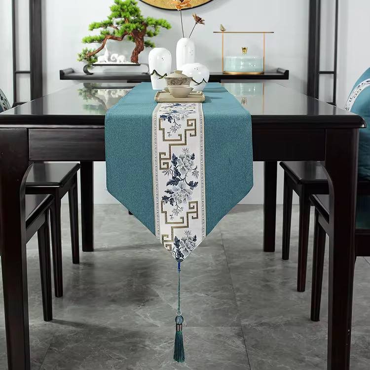 Table runner