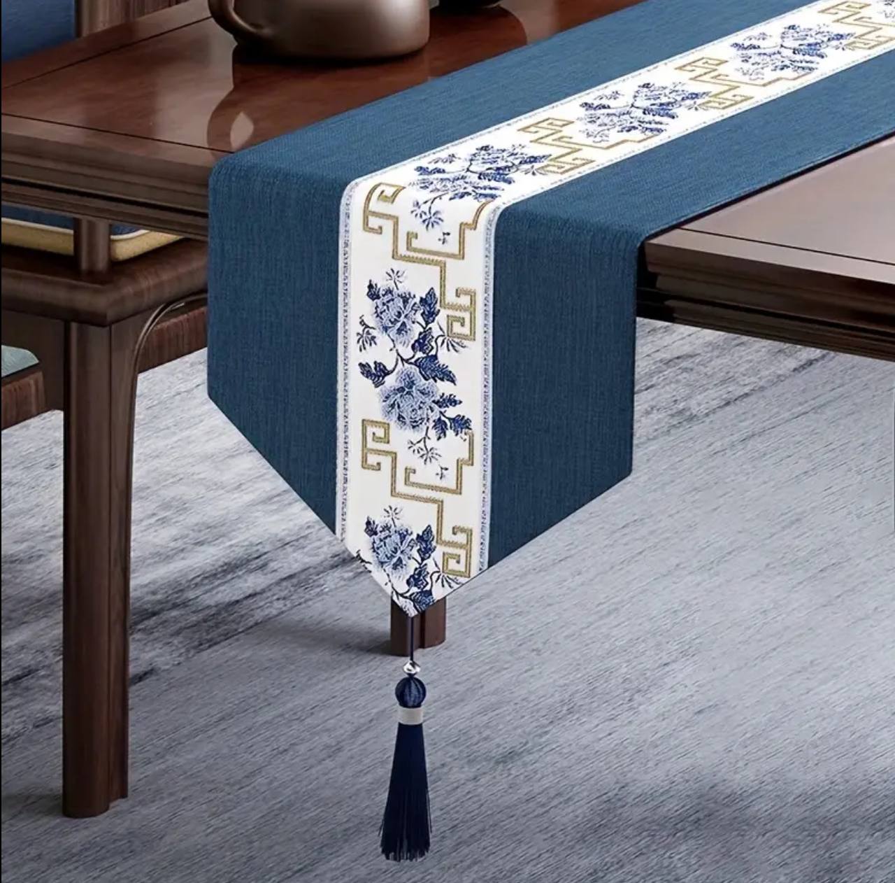 Table runner