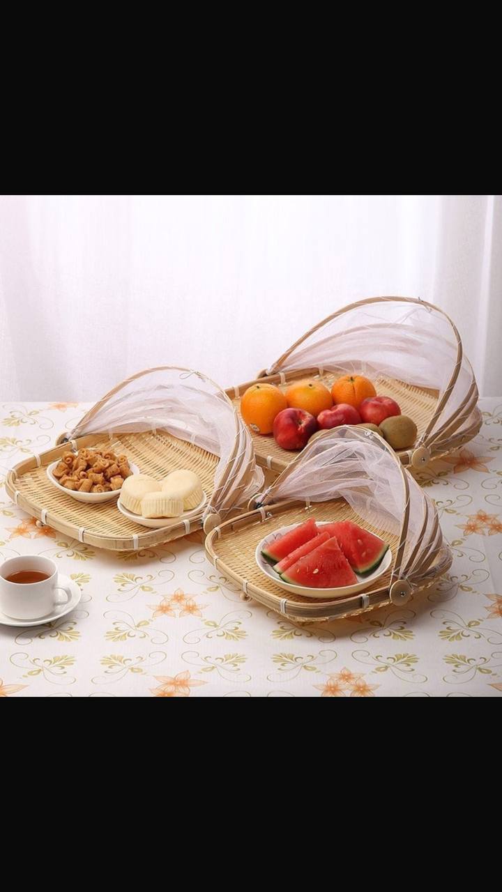 Handmade Bamboo Woven Bug Proof Wicker Basket, Dustproof Picnic Fruit/ Vegetable Tray. Storage Basket