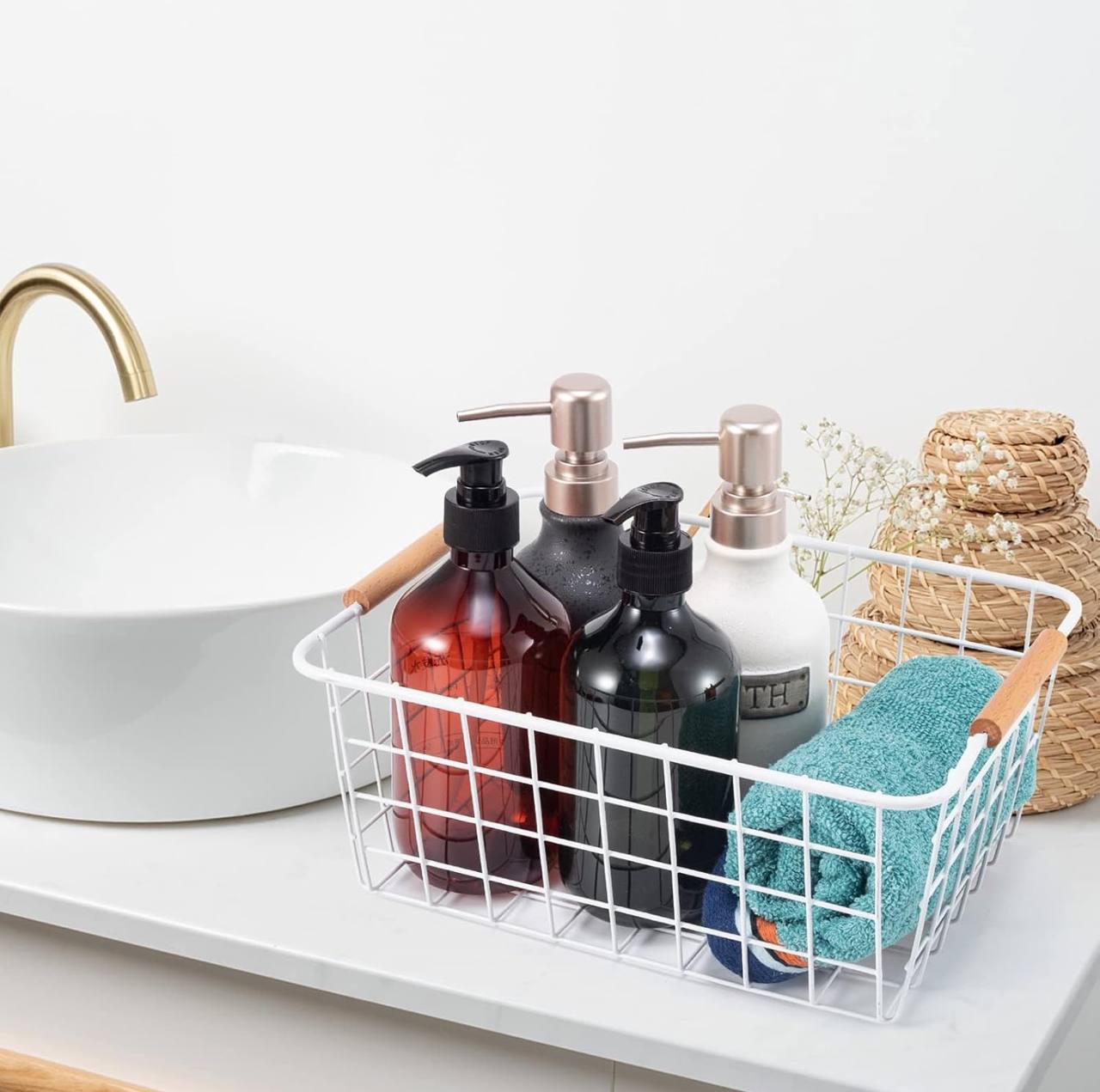 Metal Wire Storage Basket With Handle