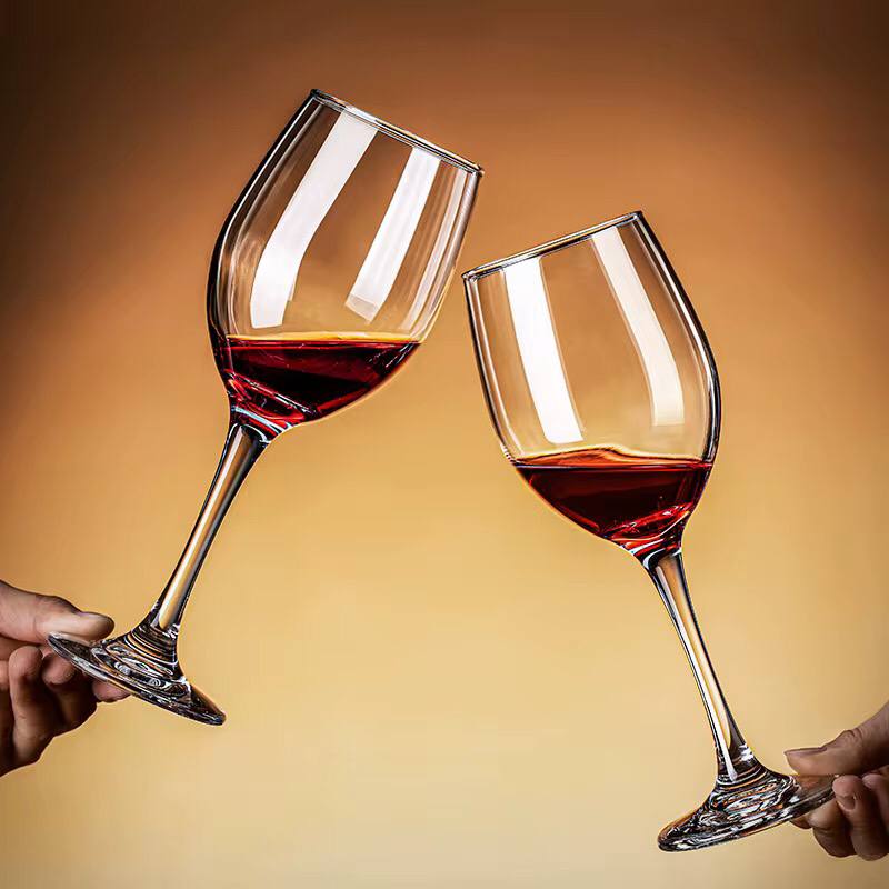Set of 6 Wine Glasses