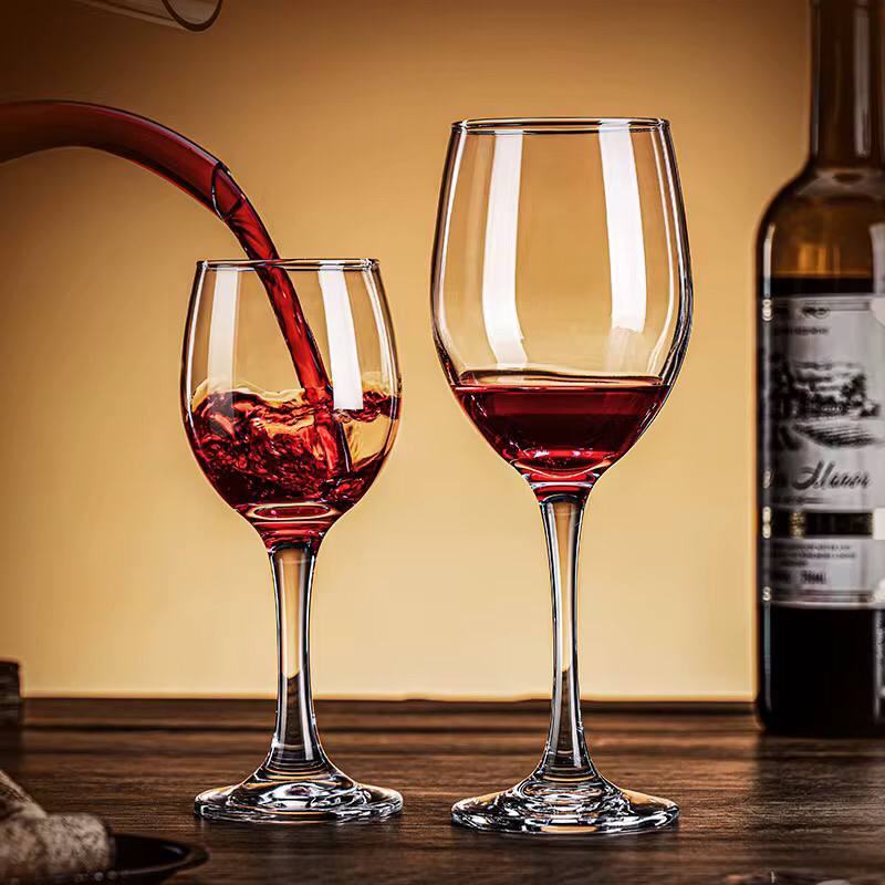 Set of 6 Wine Glasses