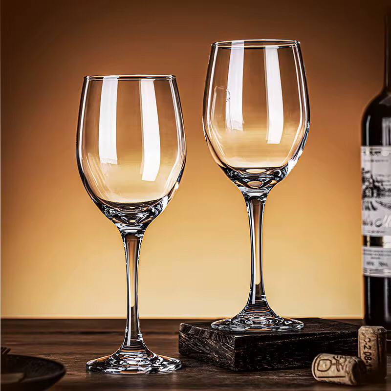 Set of 6 Wine Glasses