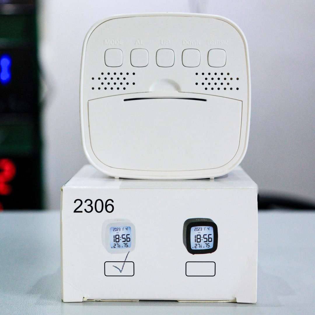 Portable Battery Operated LCD Digital Clock