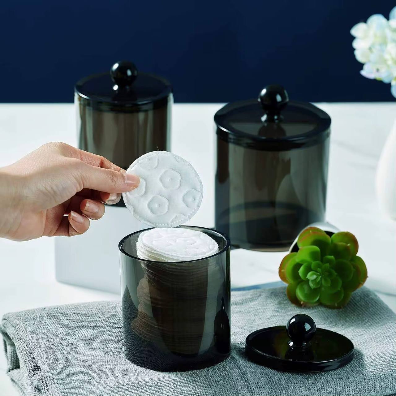 10 oz Bathroom Jar .