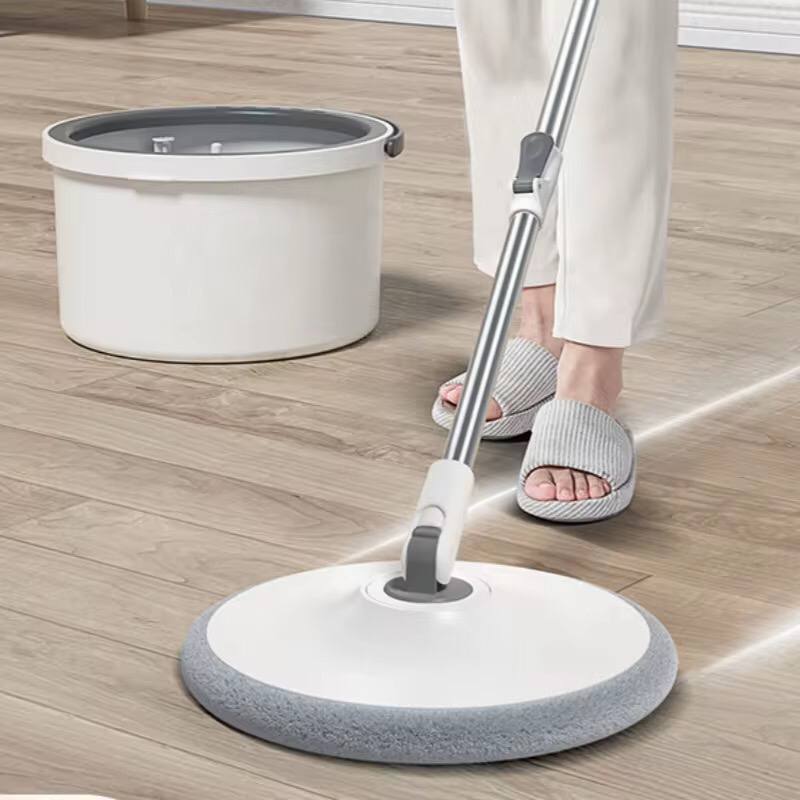 360⁰ Micro fiber spin mop with water separation bucket .