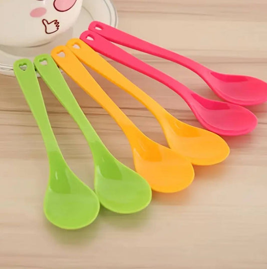 Portable coloured baby spoons
