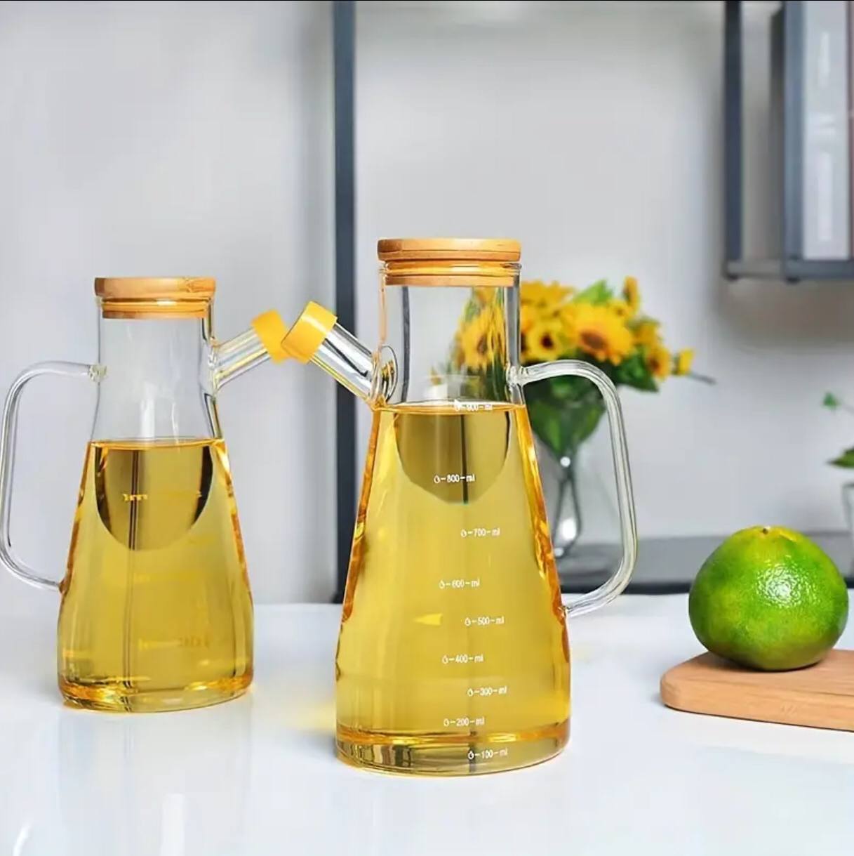 1000ml Glass Oil Bottle with Bamboo Lid .