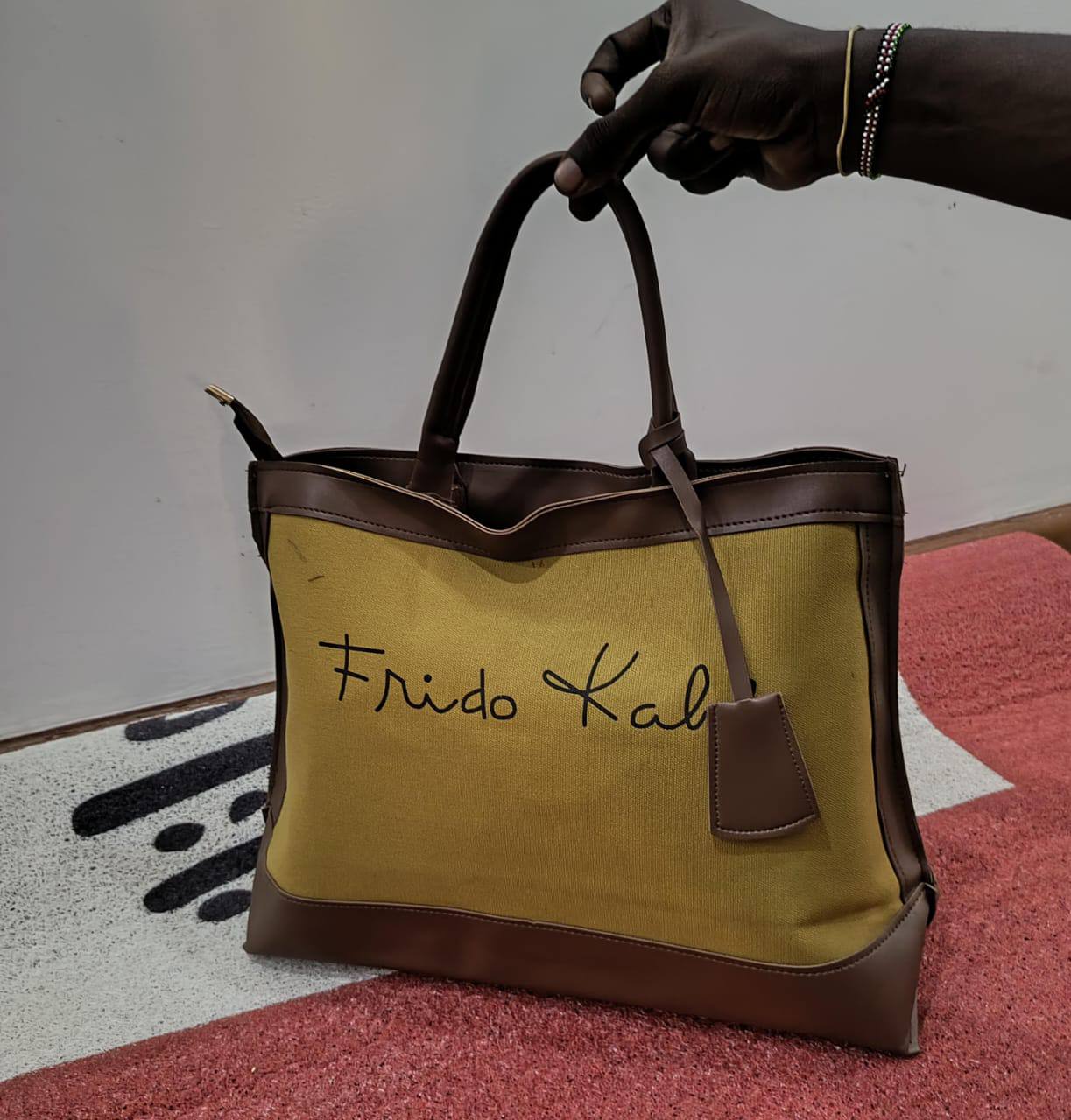 Frido Kahlo Tote Bag