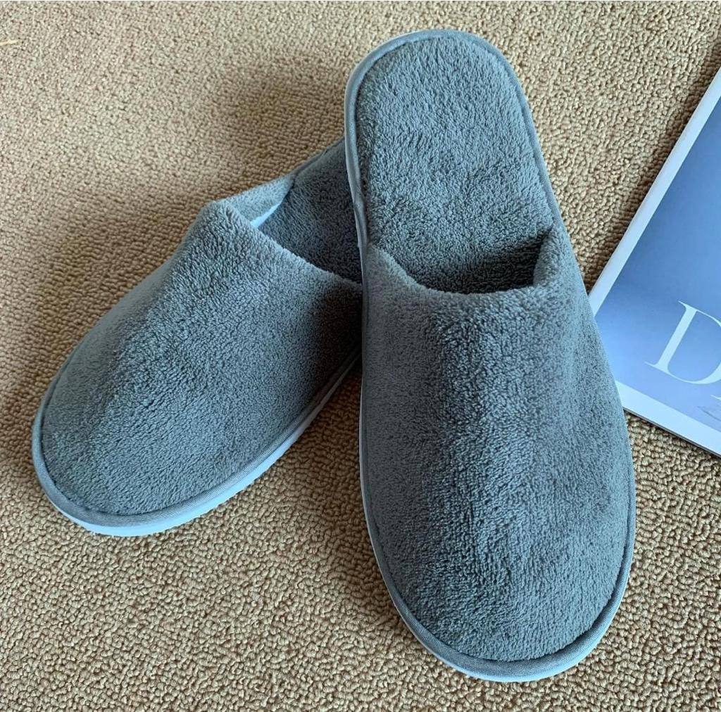 Indoor slippers