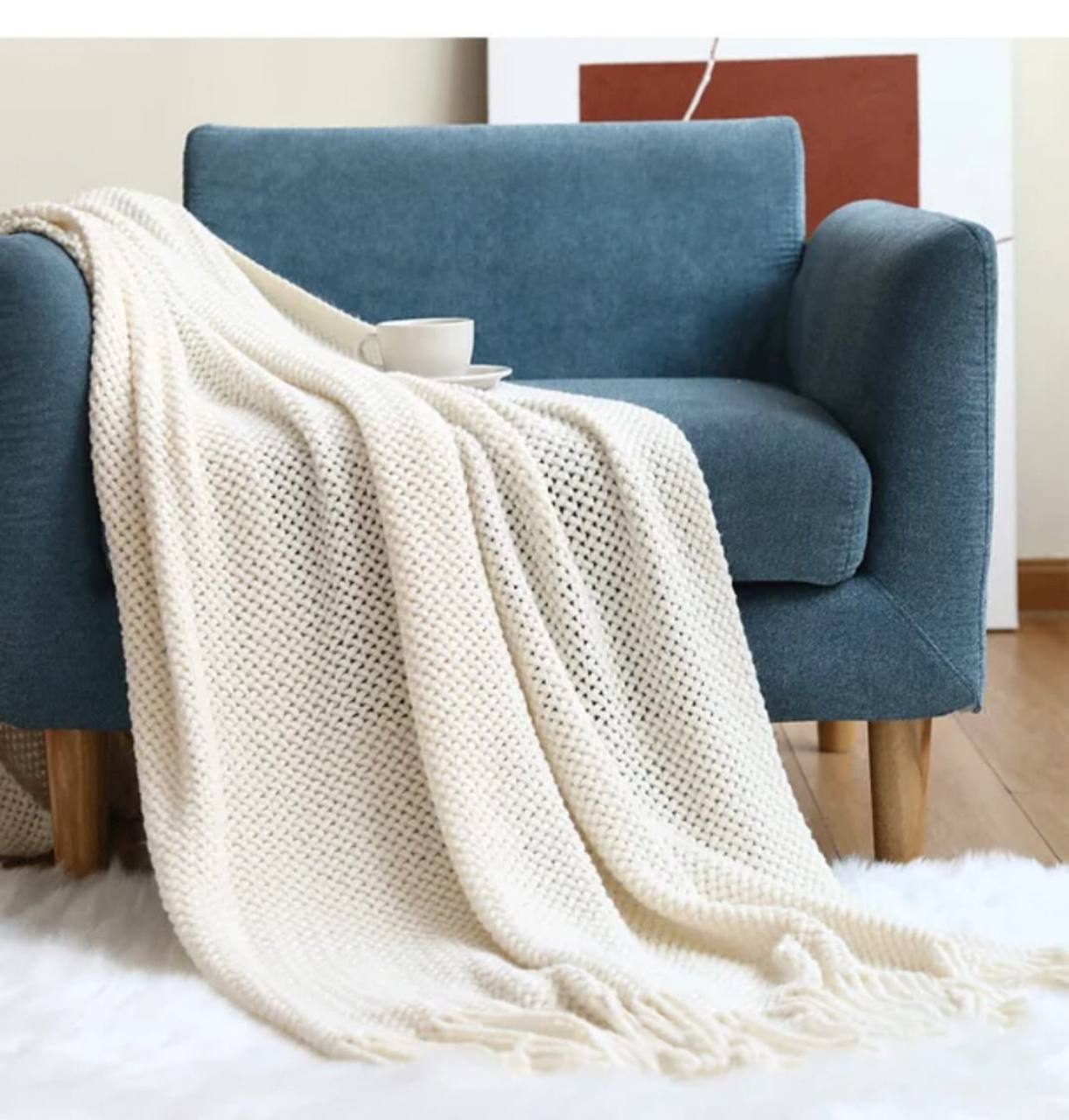 Super soft knitted throw blanket with tassels