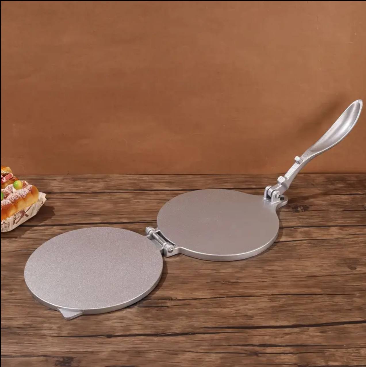 6.5 inches diameter Tortilla Maker press