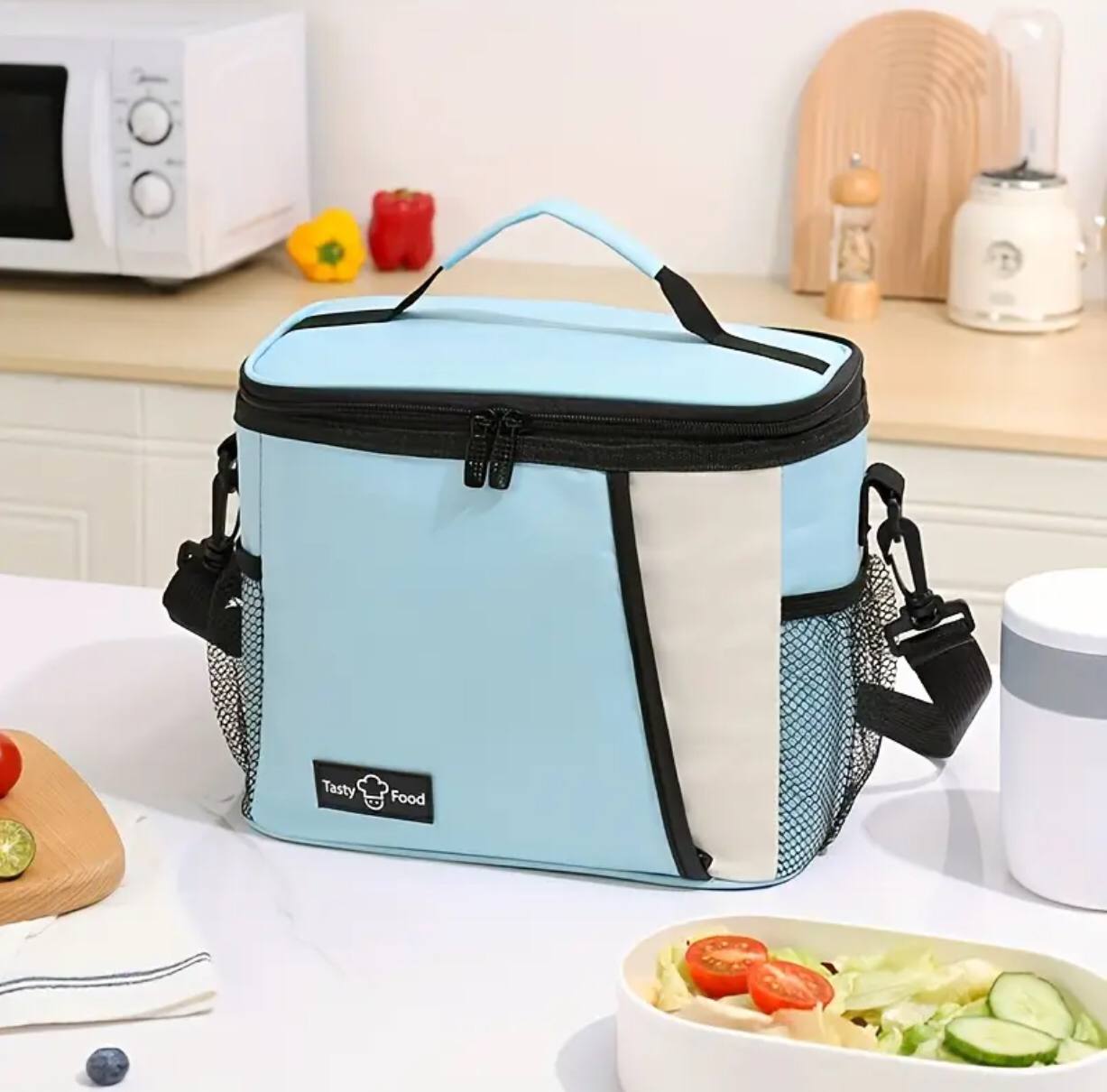 Double layer insulated lunch bag with removable strap