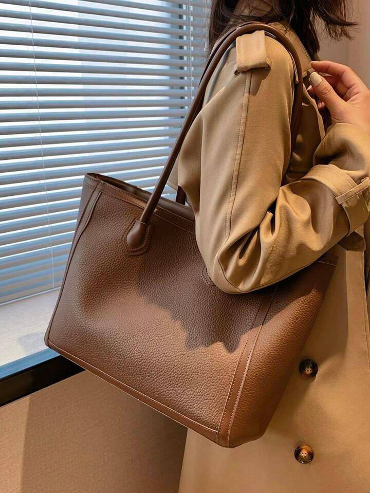 Minimalist elegant tote bag