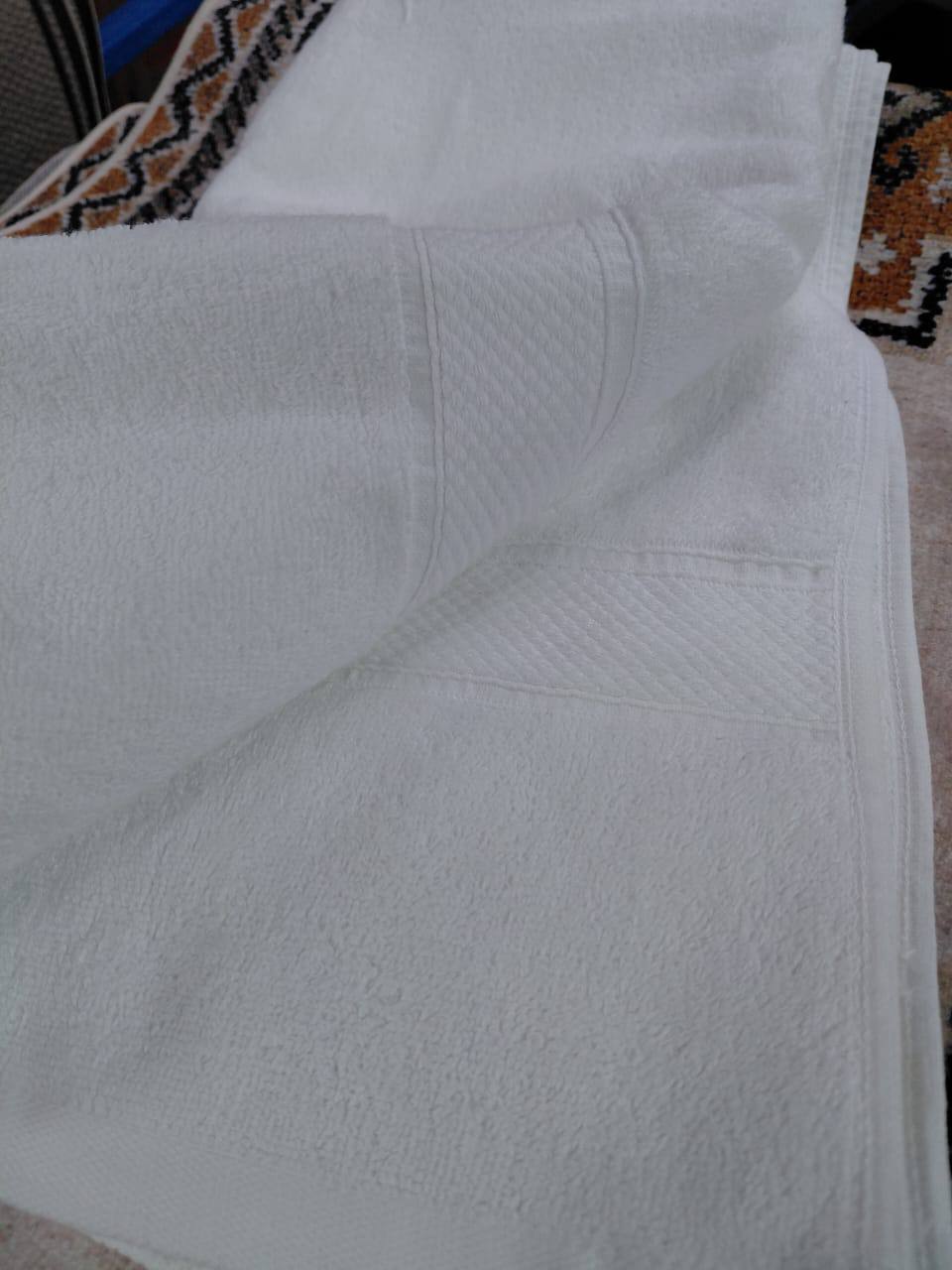 Cotton white large towels