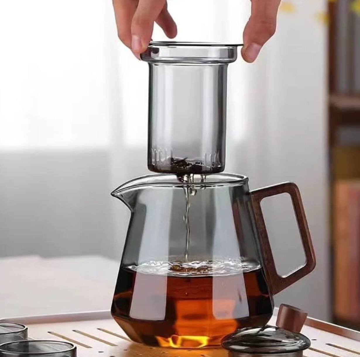 Diamond shaped heat resistant glass tea infuser Pot