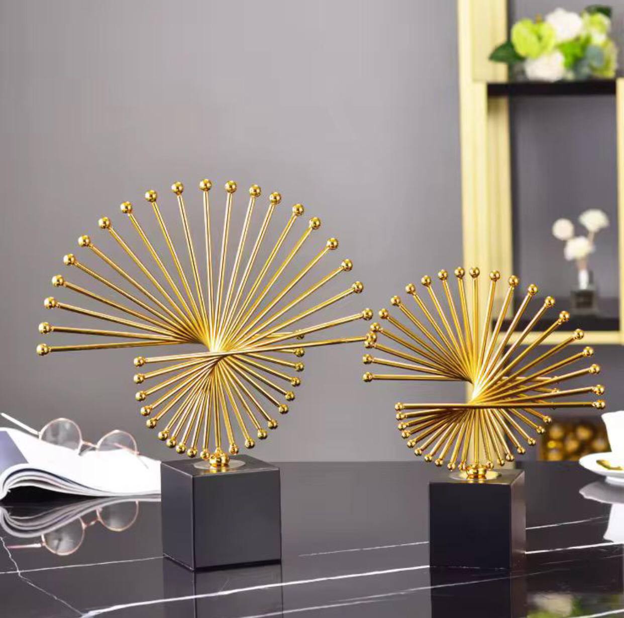 Executive Metal abstract spiked Sculpture