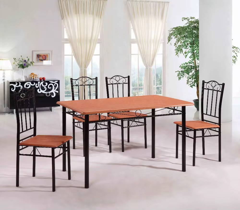 Simple Dining Table set
4seater plus table