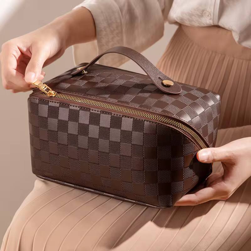 Travel Make Up / cosmetic Bag