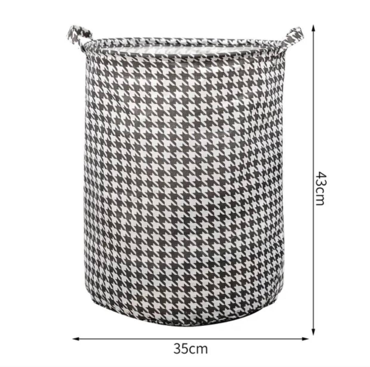 Foldable laundry baskets