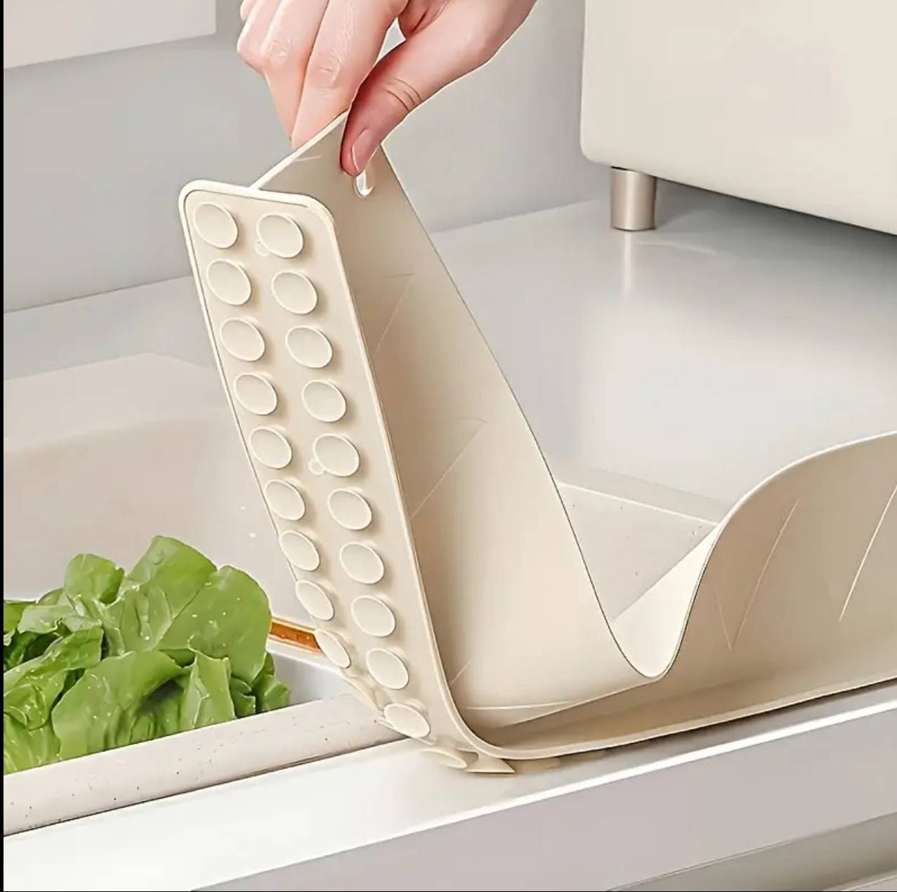 Kitchen Sink Splash Guard with Suction Cup