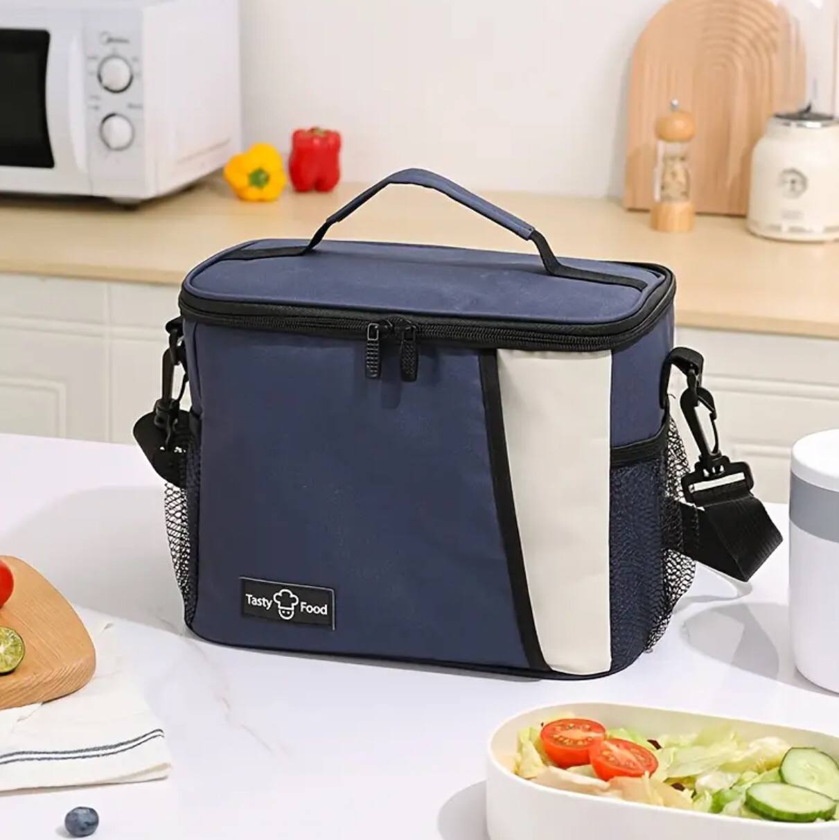 Double layer insulated lunch bag with removable strap