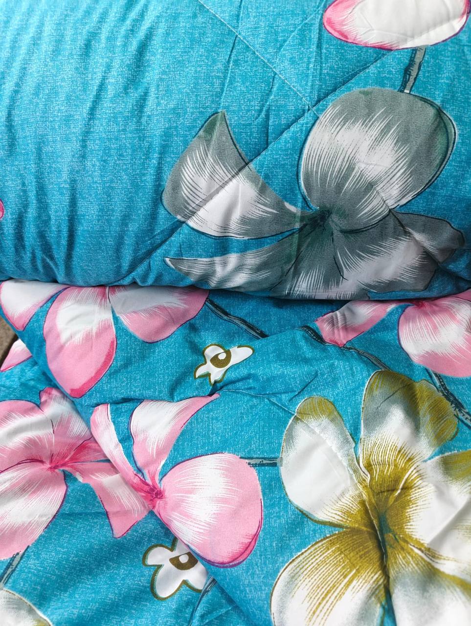 Unbinded duvets 1 bedsheet 2 pillow case