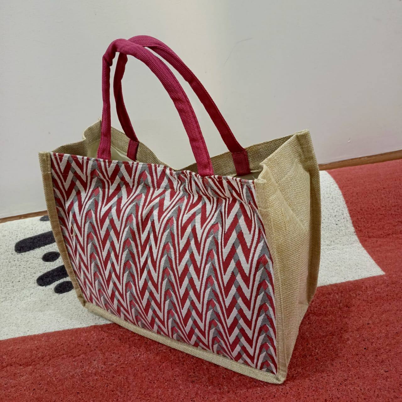 Geometric Print Pattern Tote Bag