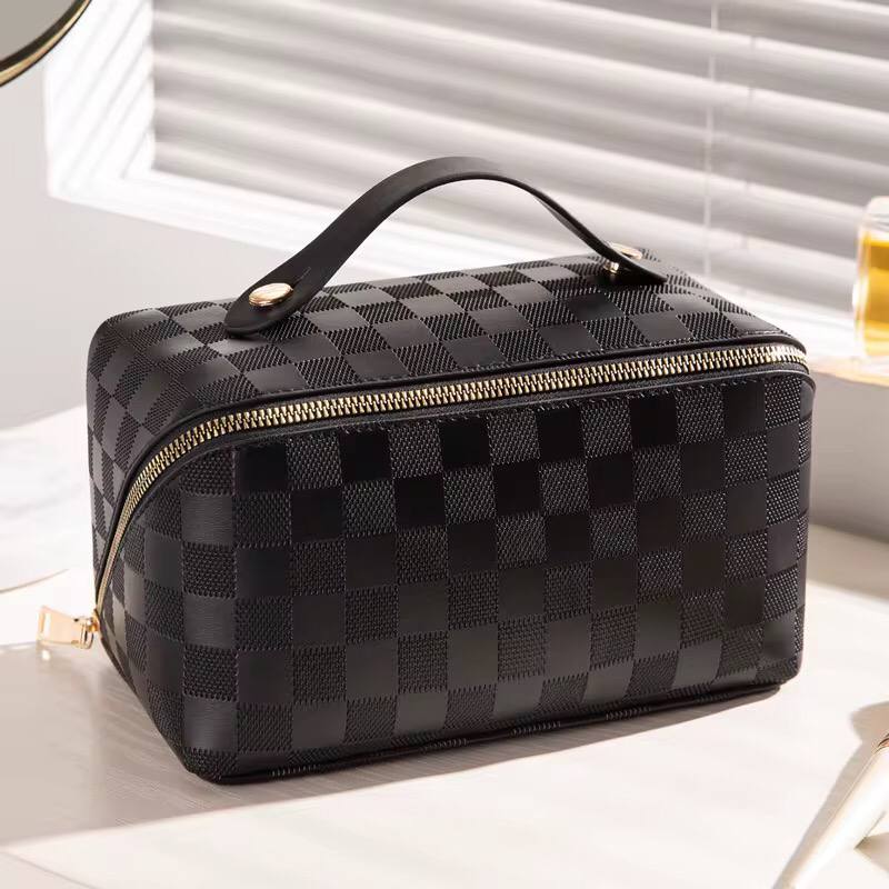 Travel Make Up / cosmetic Bag