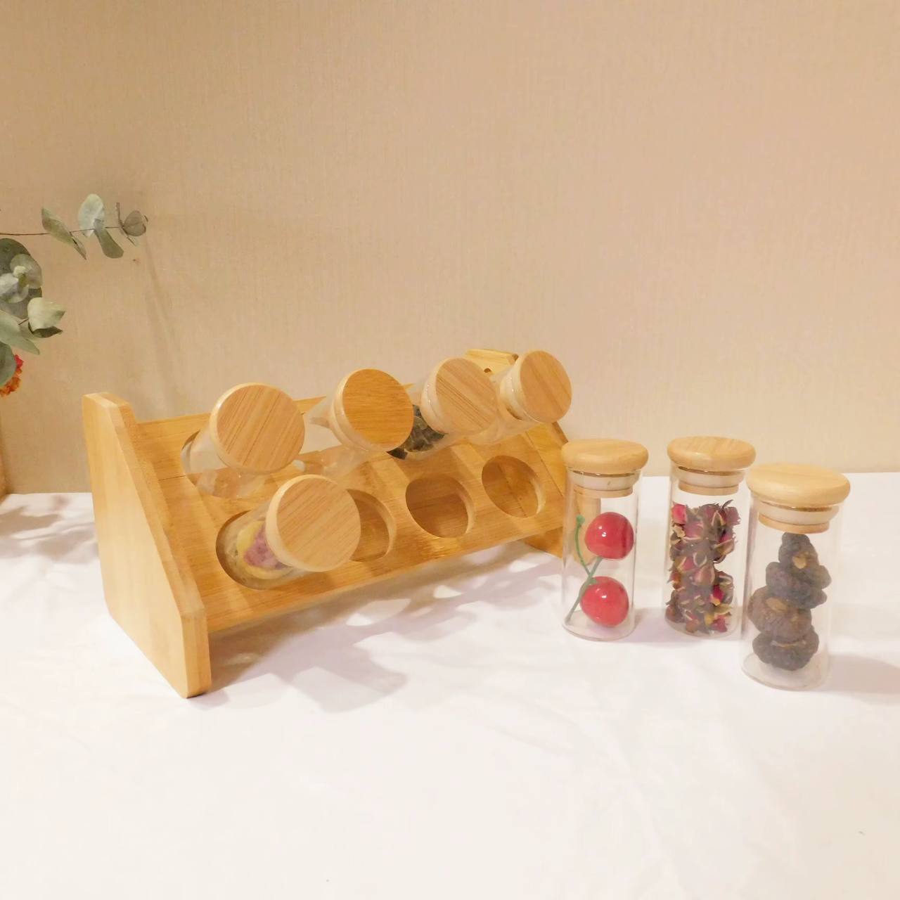 Spice Jars Set plus Bamboo Stand