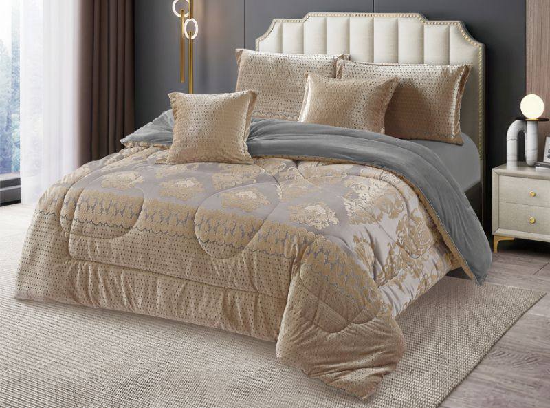 Warm  Binded Silk 6 Piece Duvets Sets. (Fleece on the inside)
