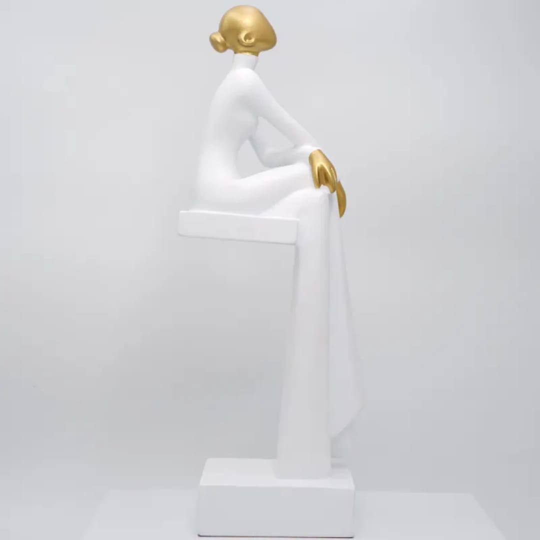 Art Resin women sitting sculpture for Home and office decoration