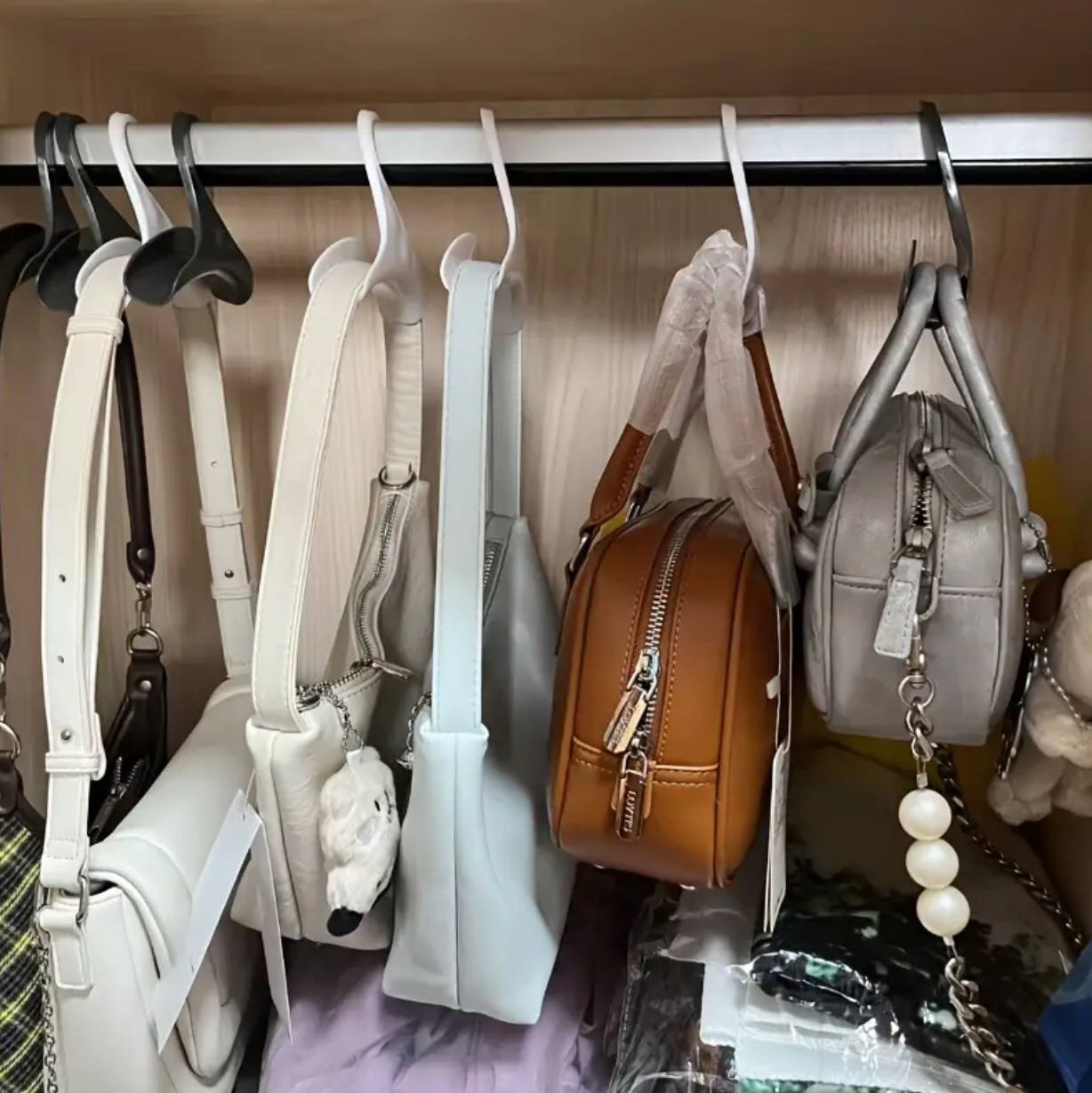 bag hanger