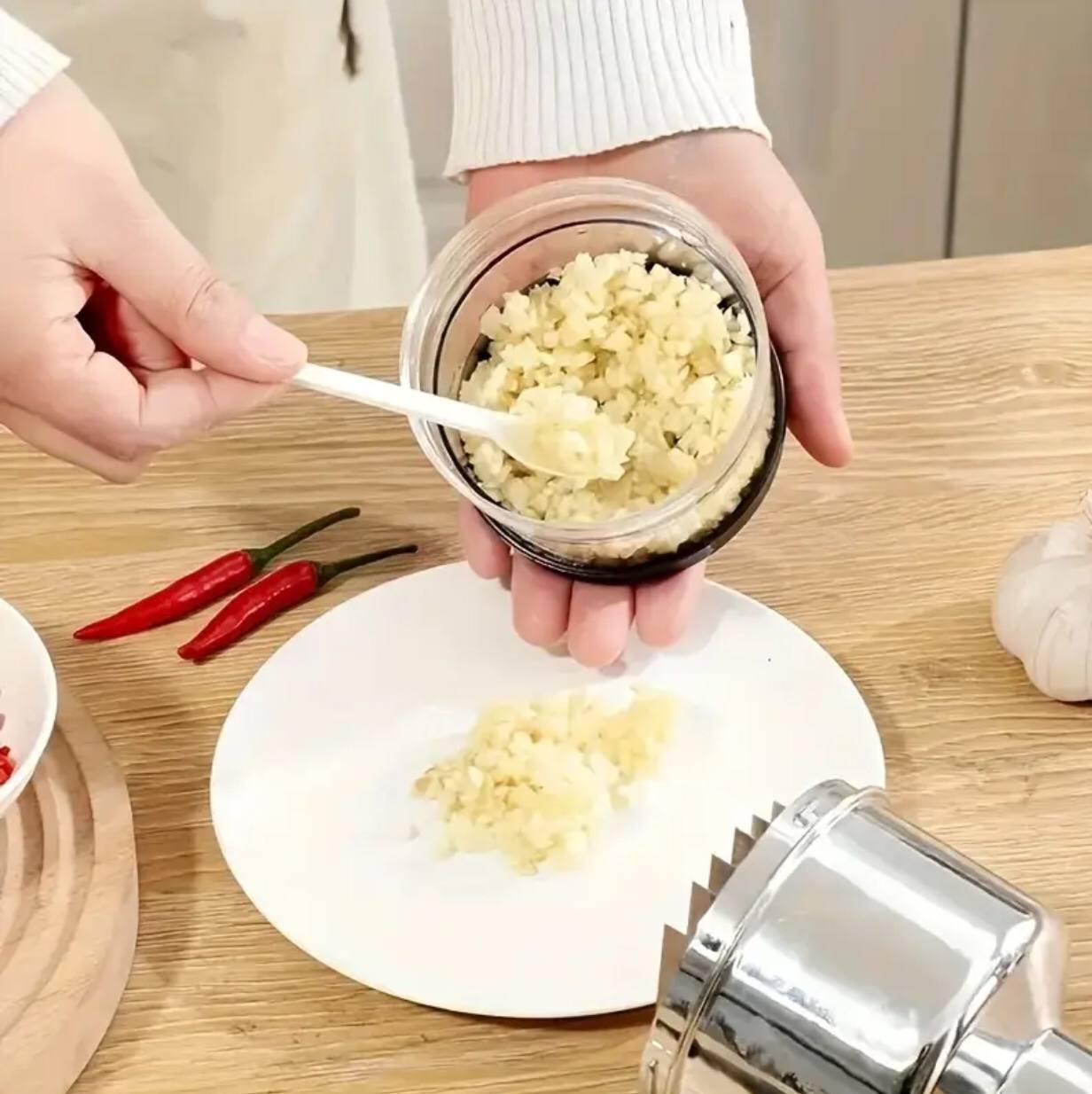 Hand pressure onion chopper