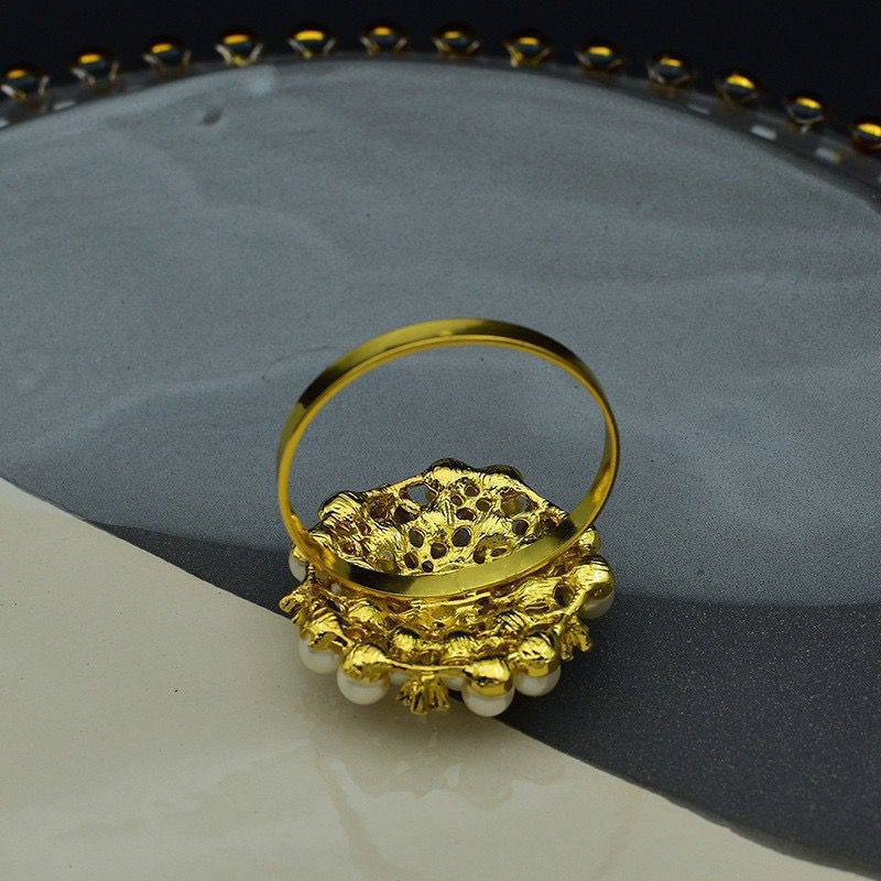 Luxurious Napkin rings
Available in 3 designs
6pc