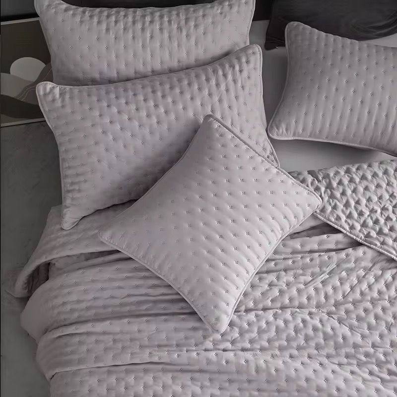 Quilted Coverlet Bedspread
