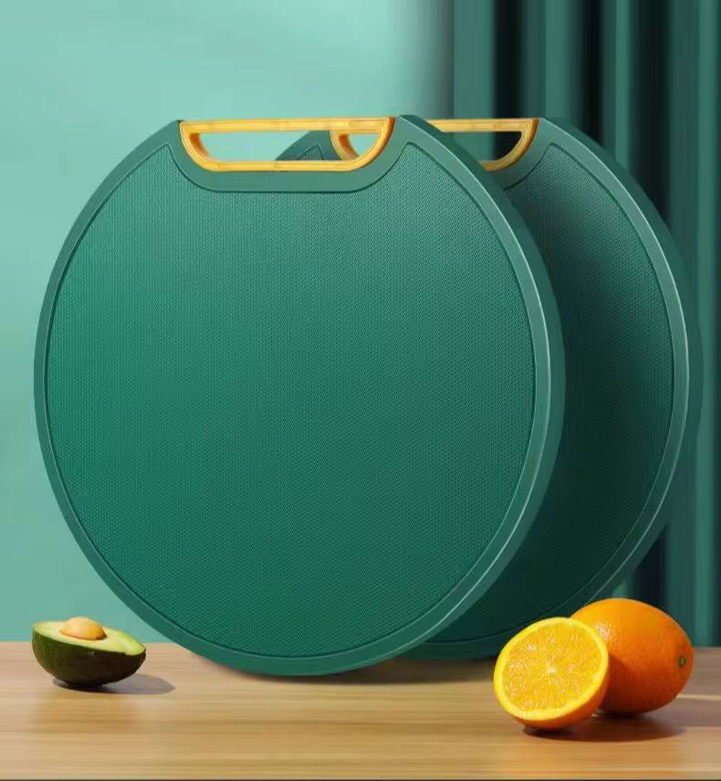 The divinext imex plastic round chopping board.