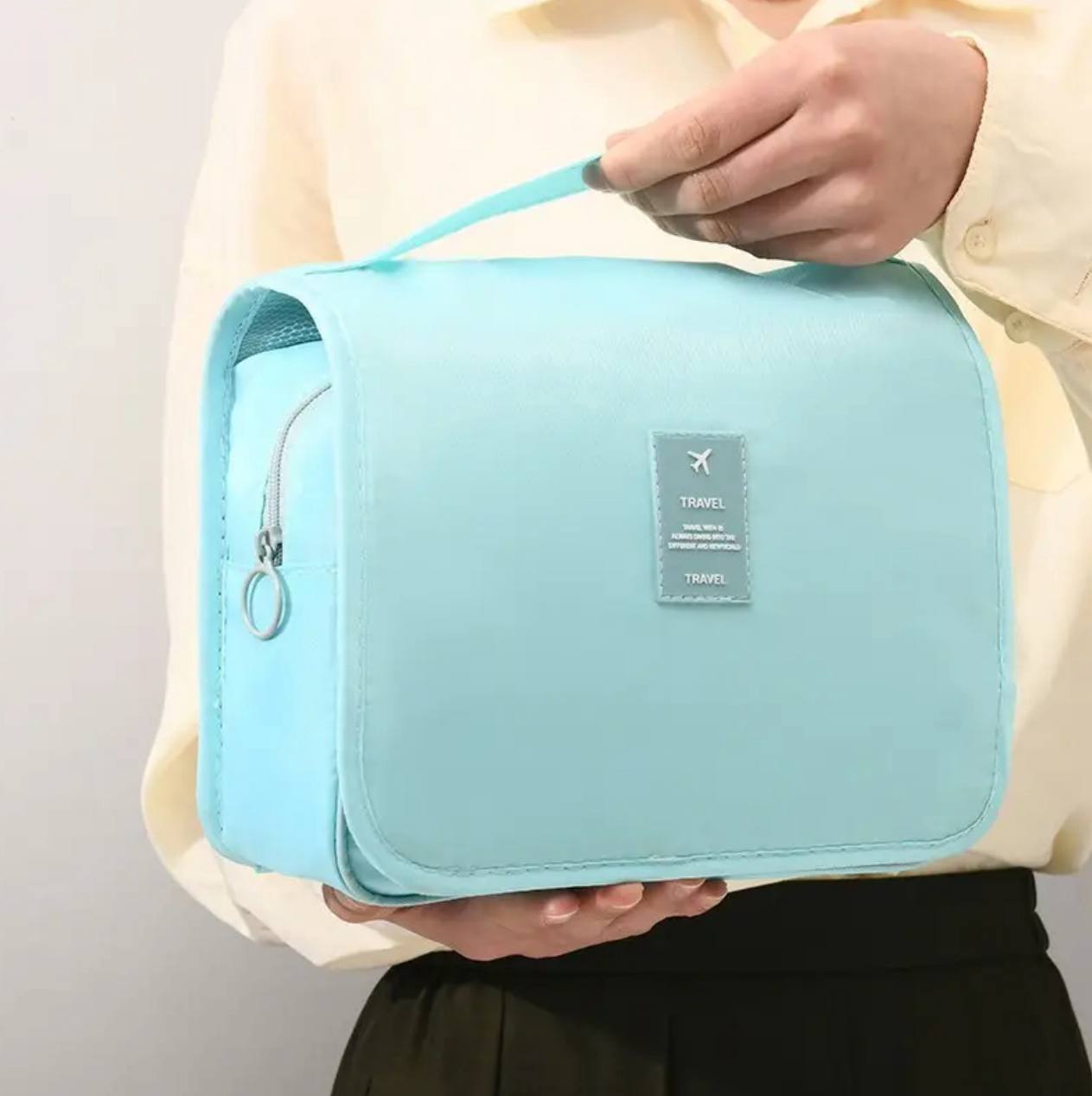 Foldable make-up/ cosmetic bag