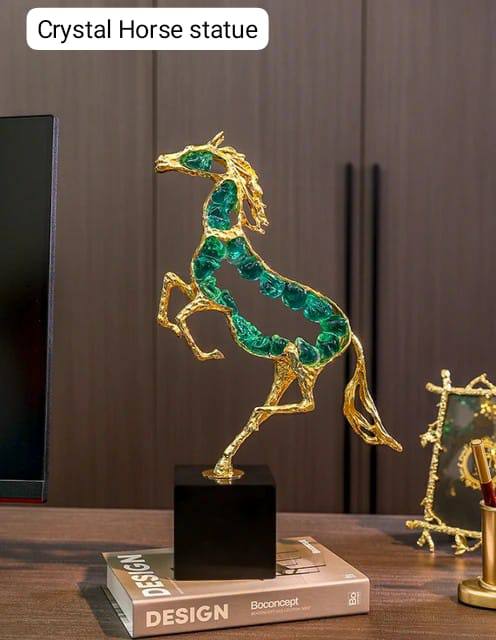 Luxury Modern crystal horse statue sculpture, spar handicraft ornaments